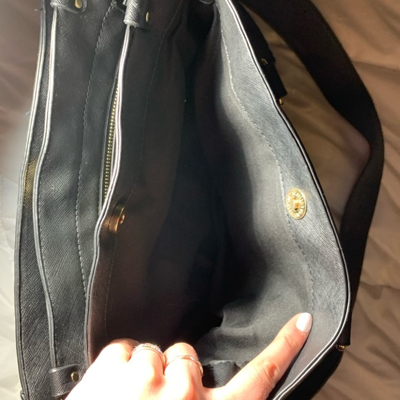 BCBC Paris Purse - Picture 5 of 5